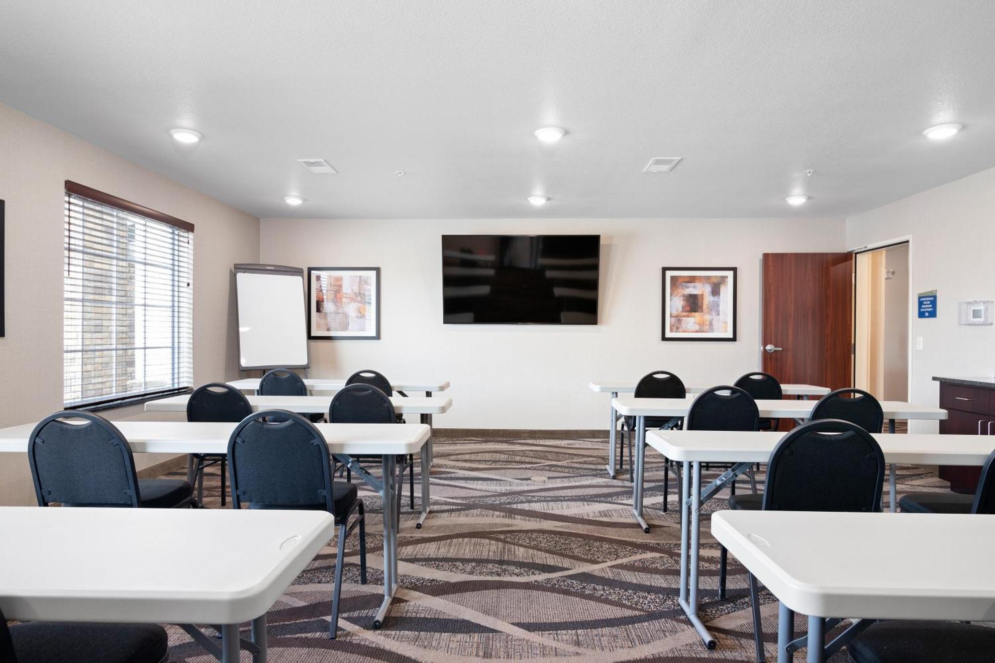 Cobblestone Inn & Suites - Yuma Exterior photo